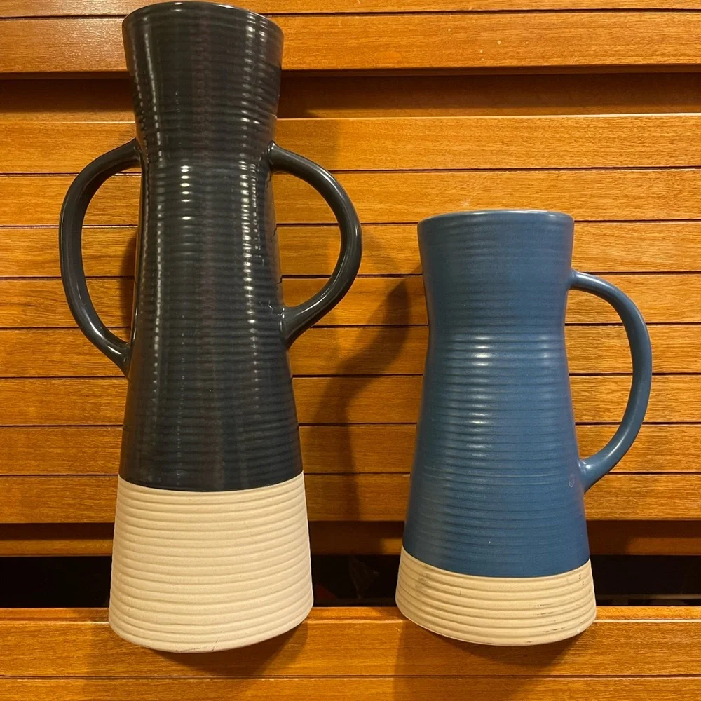 CRATE&BARREL Mid-Century Modern Style Vases